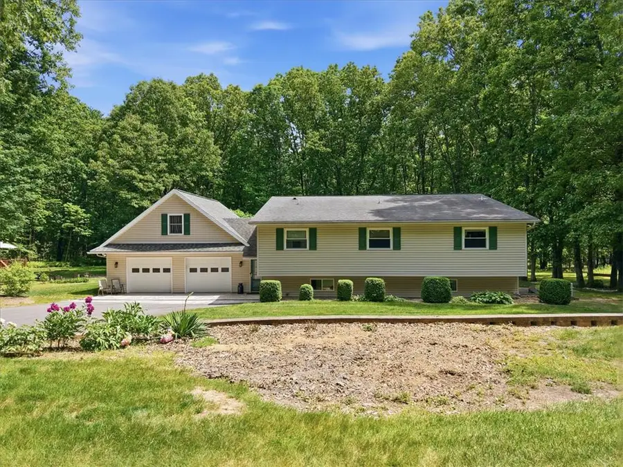 209 Manor Lane E, Mahoning, PA 18235 - #3
