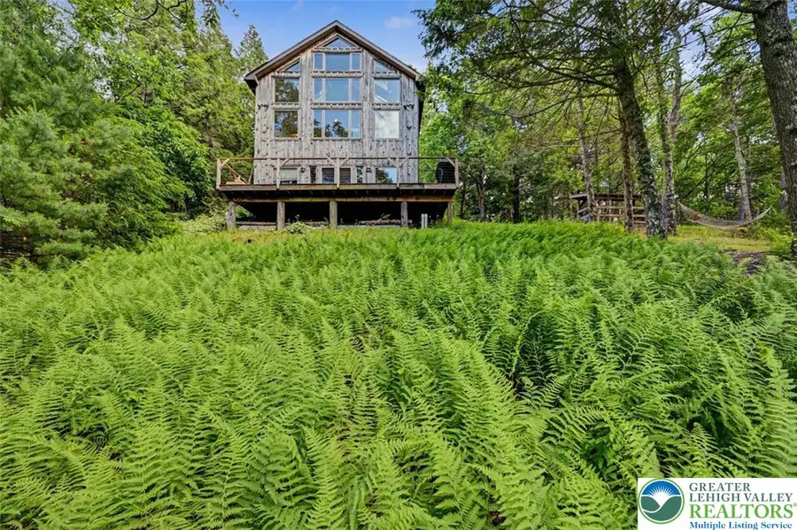 1596 Penn Forest Lane, Stroudsburg, PA 18360 - #2