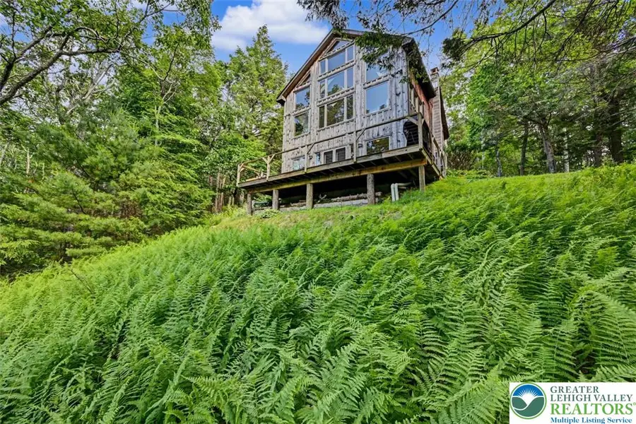 1596 Penn Forest Lane, Stroudsburg, PA 18360 - #3
