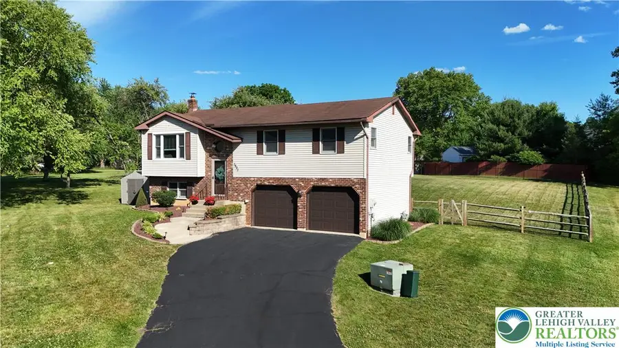 1521 Derhammer Street, Forks Township, PA 18040 - #2