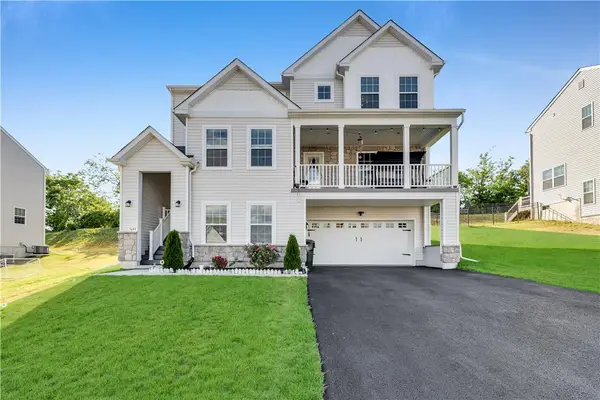 5044 Bellflower Drive, North Whitehall Twp, PA 18078