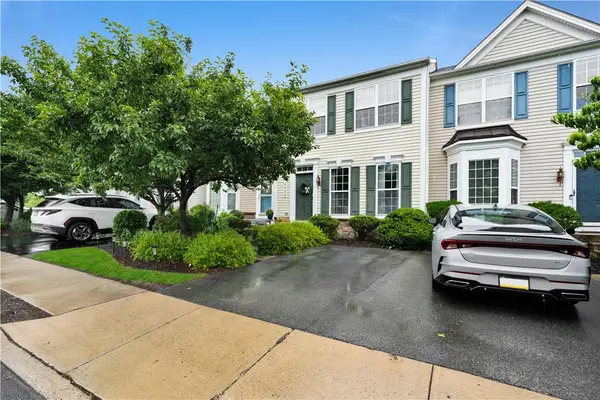 5222 Chandler Way, South Whitehall Twp, PA 18069
