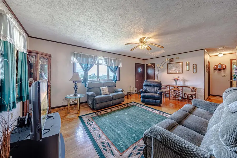 4352 Ruth Road, Upper Milford, PA 18049 - #2