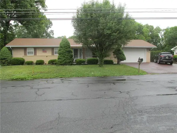 1026 Oakhurst Drive, Slatington Boro, PA 18080