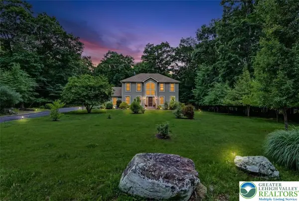 2117 White Dove Drive, Middle Smithfield Twp, PA 18302