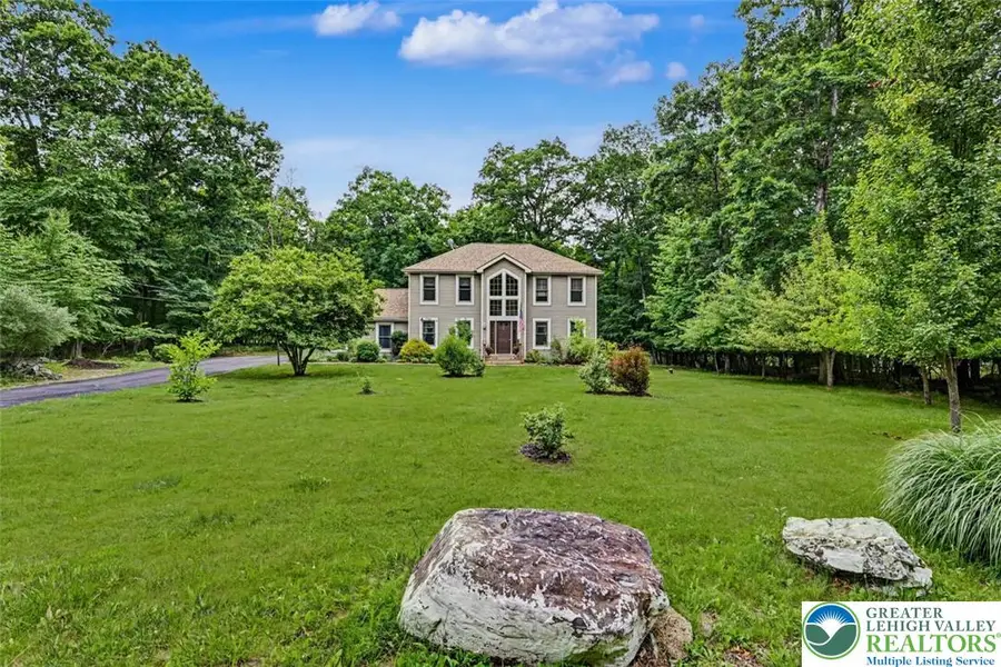 2117 White Dove Drive, Middle Smithfield, PA 18302 - #2