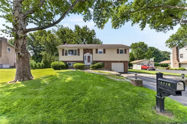2716 Plymouth Drive, Easton, PA 18045