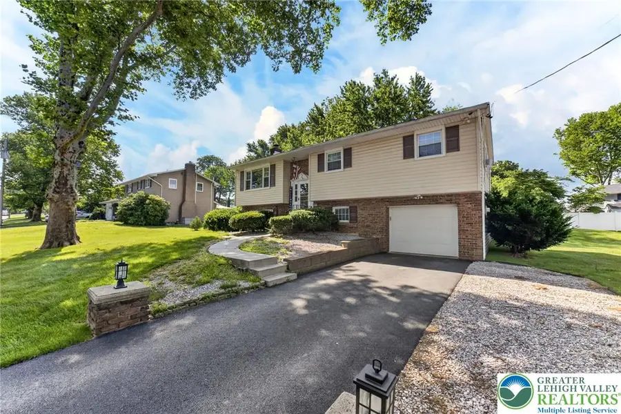 2716 Plymouth Drive, Easton, PA 18045 - #2