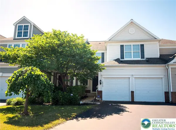 8608 Mayfair Court, Upper Macungie Twp, PA 18031