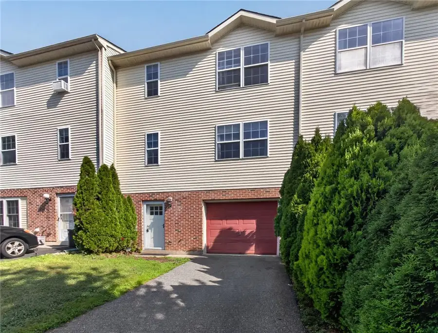 69 E 2nd St, Alburtis, PA 18011 - #2