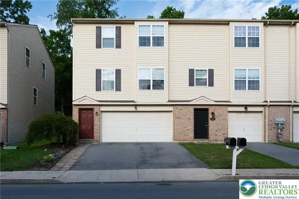 611 Lehigh Gap Street, Walnutport Boro, PA 18088