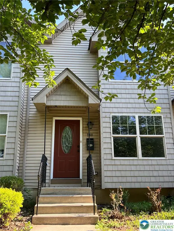789 Mohawk Street, Allentown City, PA 18103