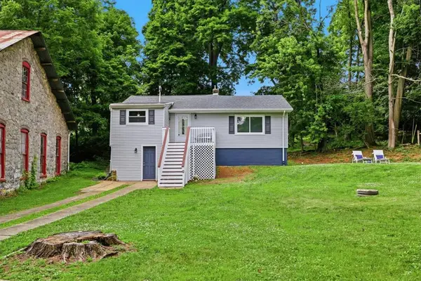 7 Haymont Street, Palmer Twp, PA 18045