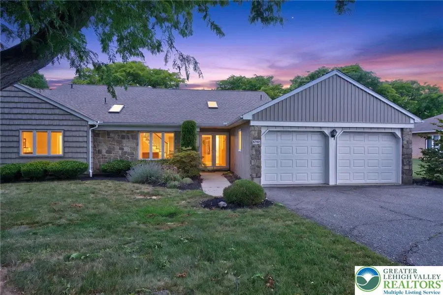 5702 Merion Lane, Lower Macungie, PA 18062 - #3