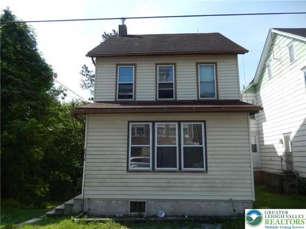 4034 W. Grant Street, Washington Twp, PA 18079
