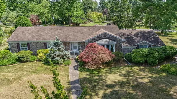 1901 Saucon Lane, Lower Saucon Twp, PA 18015