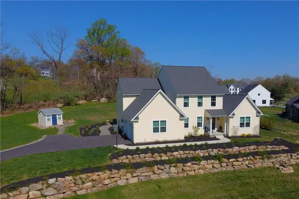 2645 Longridge Drive, Lower Saucon Twp, PA 18055