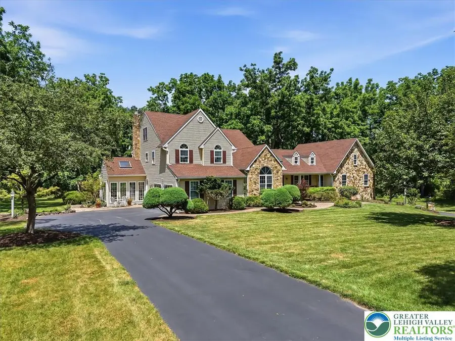 6470 Fawn Lane, Upper Saucon, PA 18034 - #3