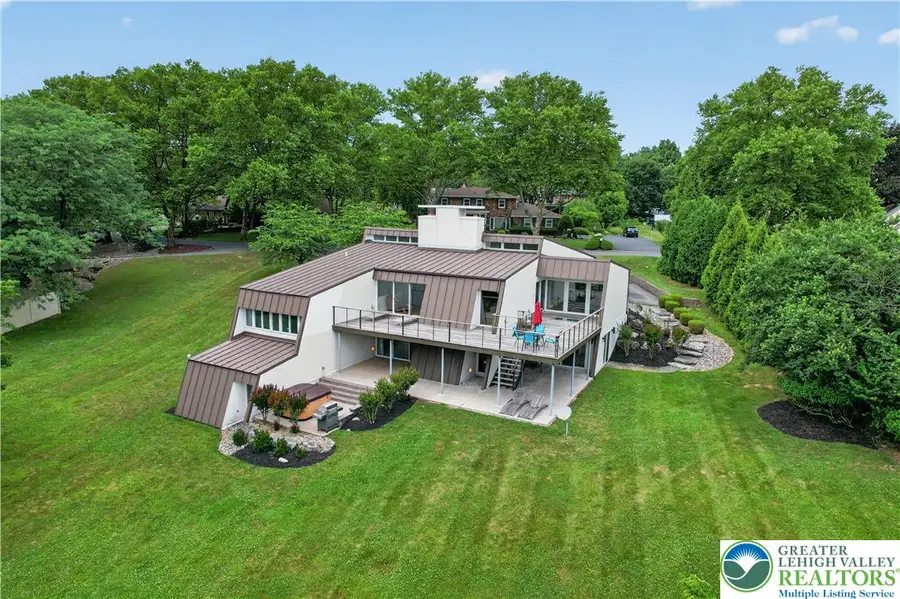 80 Sutton Place, Palmer Township, PA 18045 - #2