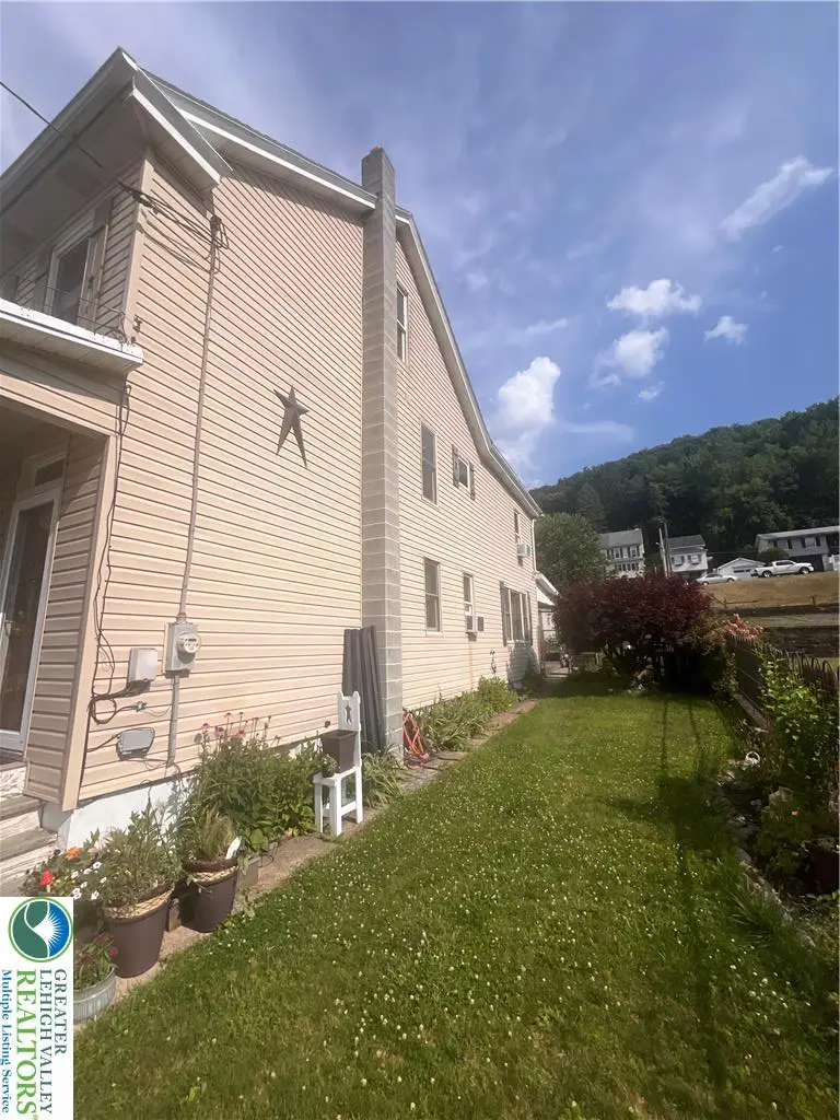 231 West Railroad, Nesquehoning, PA 18250 - #3