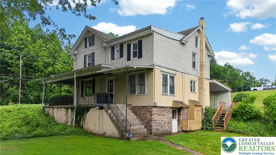 862 Barnesville Drive, Park Crest, PA 18214 - #3