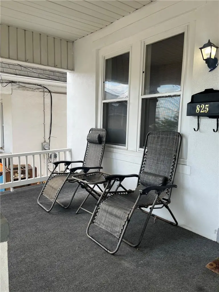 825 S 24th Street, Wilson, PA 18042 - #2