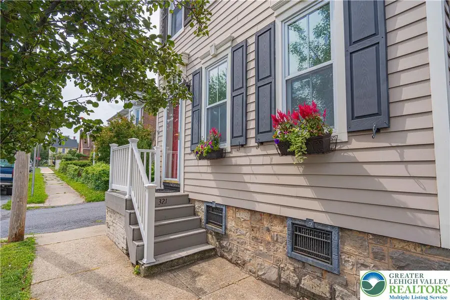 321 E Wall Street, Bethlehem, PA 18018 - #2