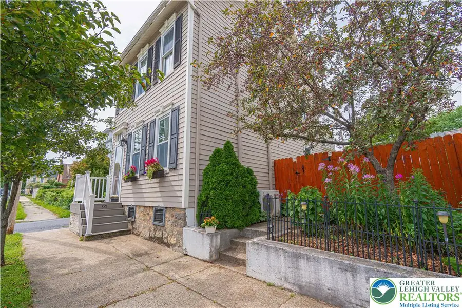 321 E Wall Street, Bethlehem, PA 18018 - #3