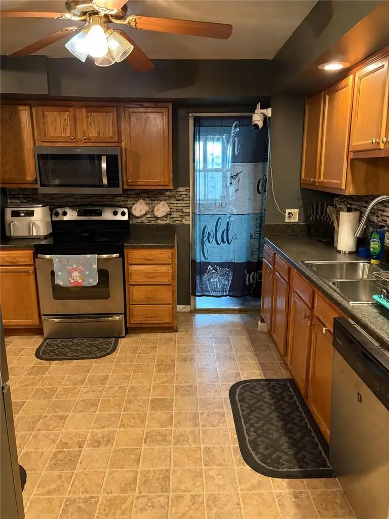 4055 Mauch Chunk Road, North Whitehall, PA 18037 - #3