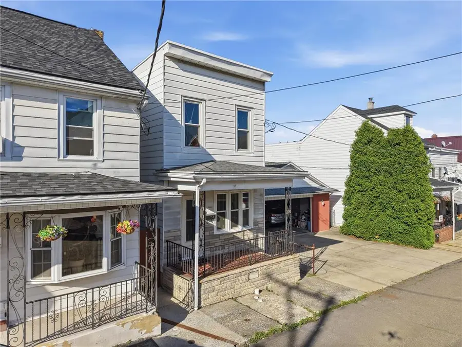 32 Clay Street, New Philadelphia, PA 17959 - #3
