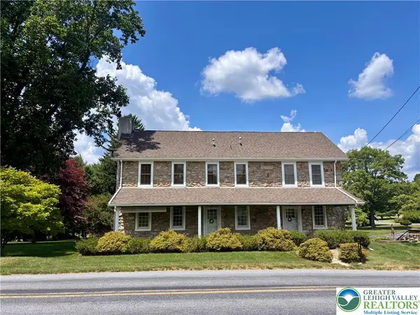 3590 Drifting Drive, Lower Saucon Twp, PA 18055