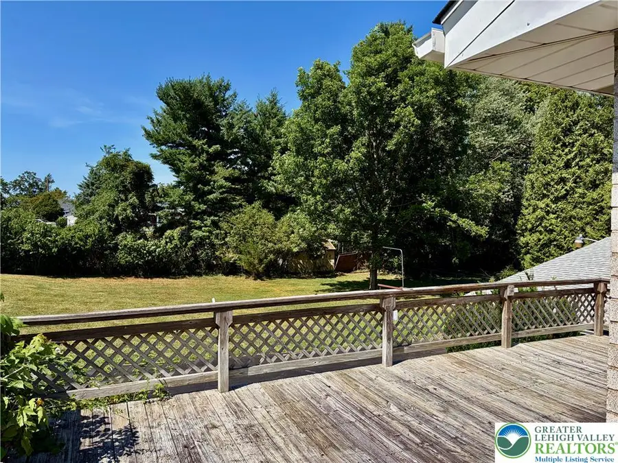 979 Dogwood Lane, Coopersburg, PA 18036 - #3