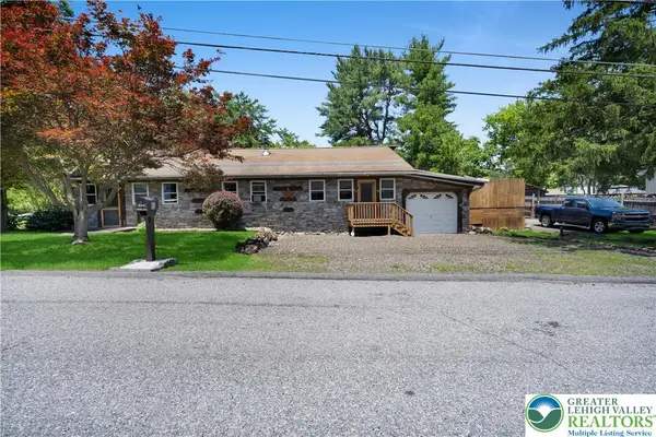 95 Young Street, Williams Twp, PA 18042