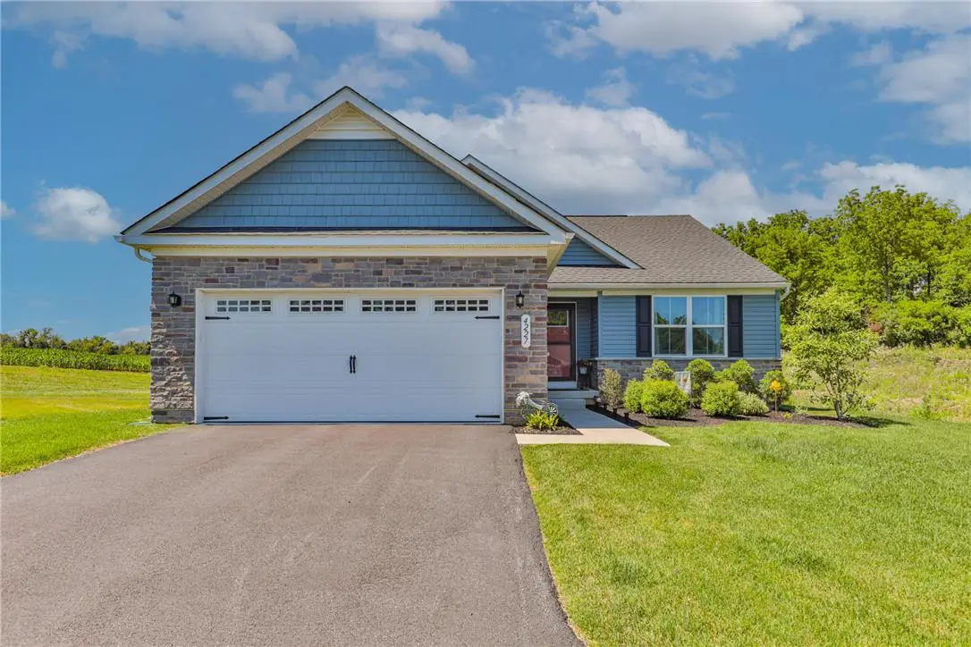 4227 Mimosa Lane, Whitehall, PA 18052 - #1