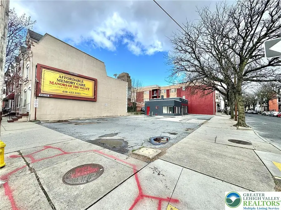 953 W Walnut Street, Allentown, PA 18102 - #3