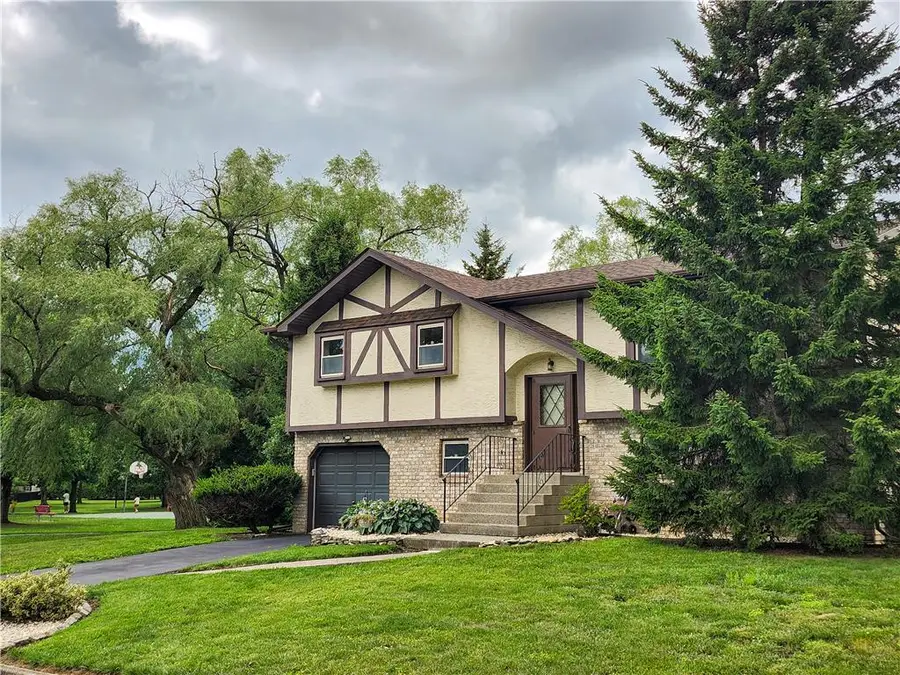 1916 Molinaro Drive, South Whitehall, PA 18104 - #3