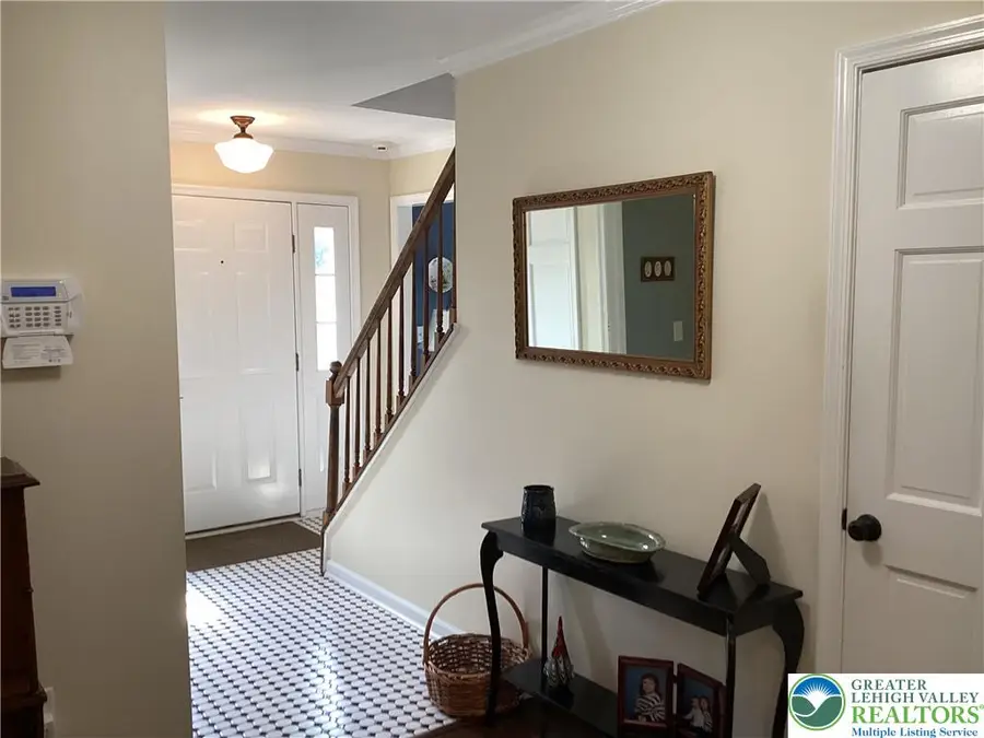 143 Aluta Mill Road, Bushkill, PA 18064 - #2