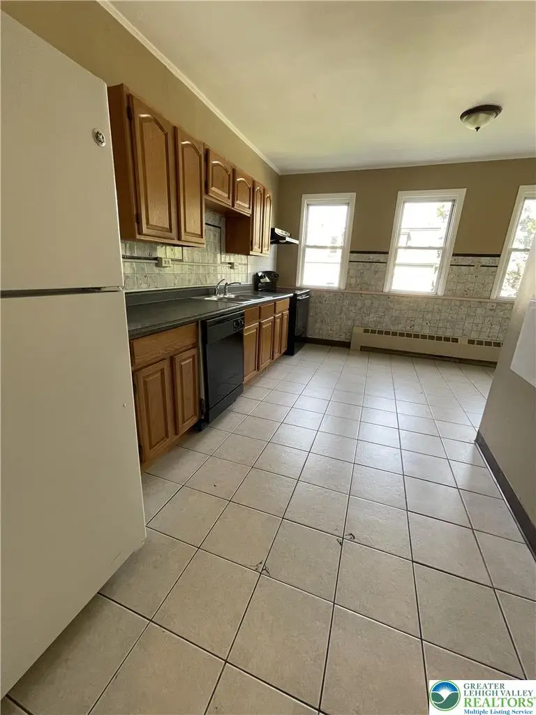 410 N 2nd Street, Allentown, PA 18102 - #3