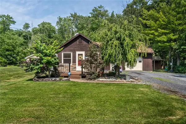 117 Whispering Acres Lane, Bushkill Twp, PA 18091