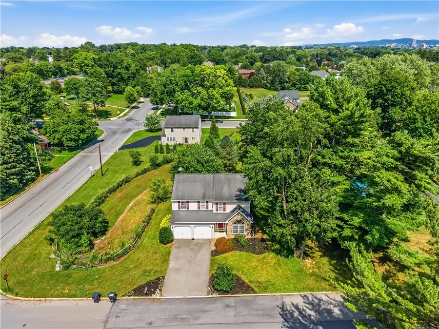 1285 N Main Street, South Whitehall, PA 18104 - #3