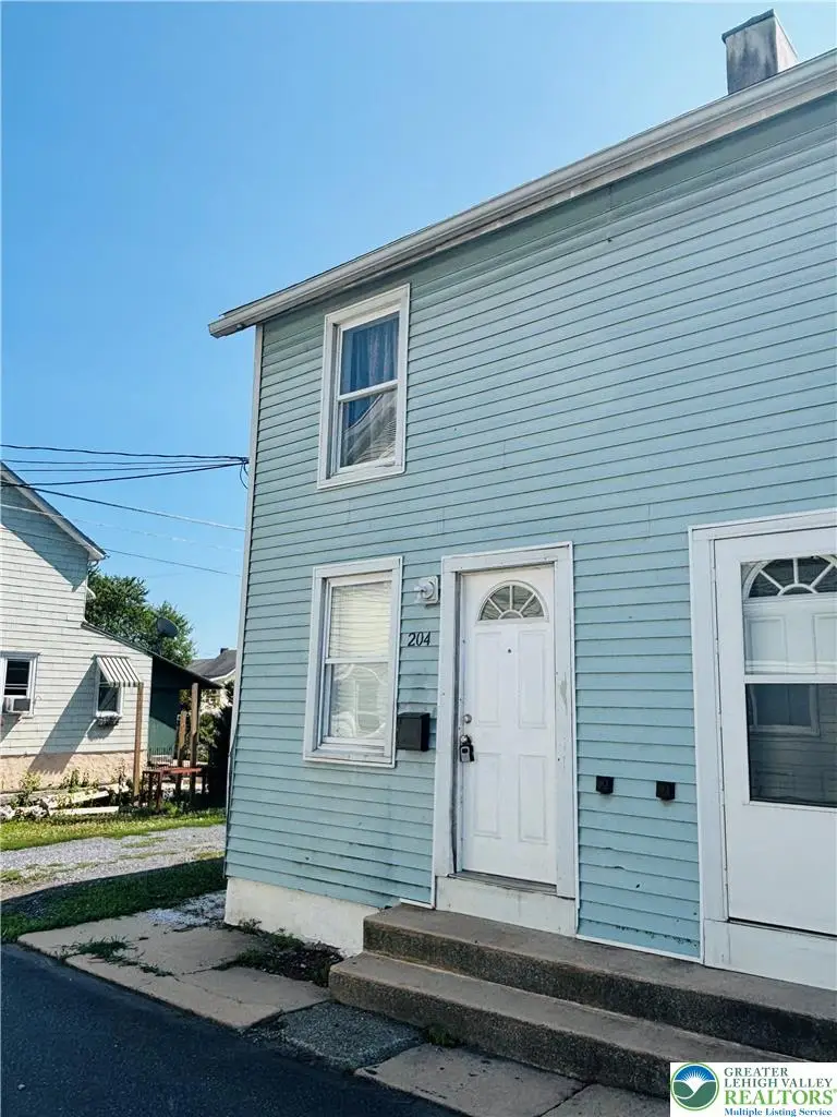 204 Limestone Street, Catasauqua, PA 18032 - #1