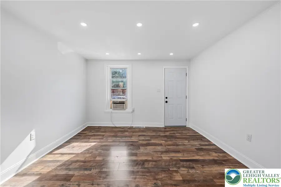 527 N Elliger Street, Allentown, PA 18102 - #2
