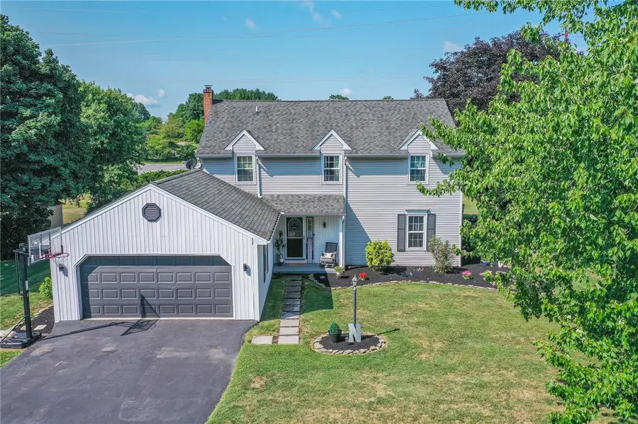 1670 Lamplighter Drive, Lower Macungie, PA 18062 - #2