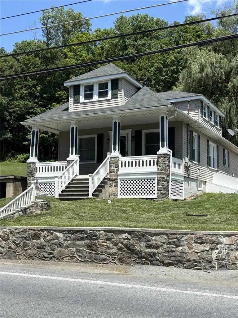 1067 Lower South Main Street, Washington, PA 18013 - #1