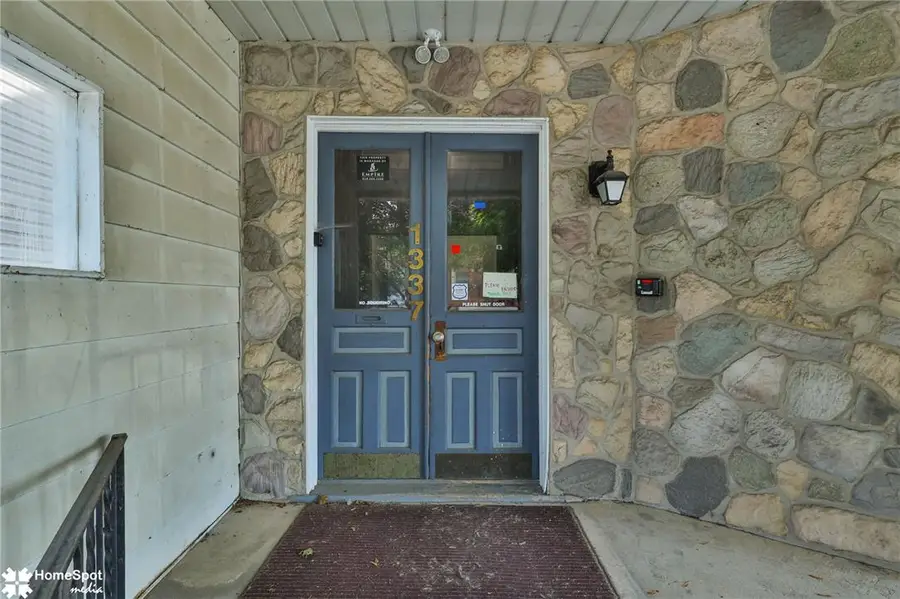 1337 Washington Street, Easton, PA 18042 - #2