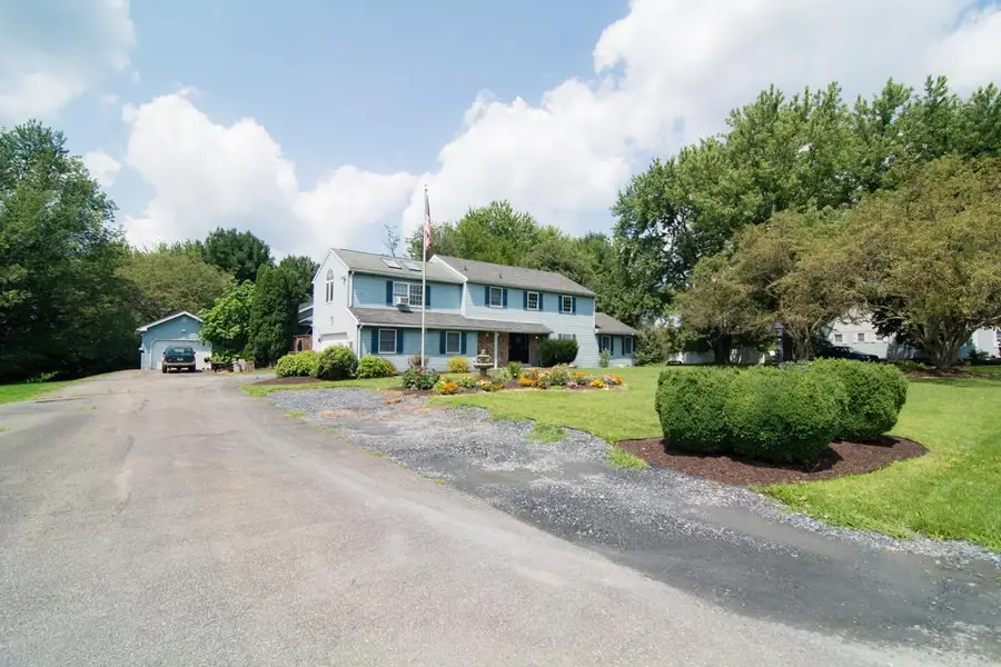 563 Longacre Drive, Cherryville, PA 18035 - #2