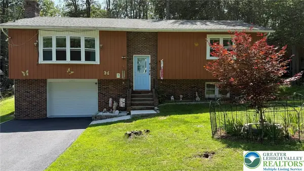 8466 Bumble Bee Way, Coolbaugh Twp, PA 18466