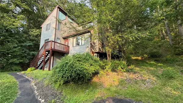 6271 Decker Road, Lehman Twp, PA 18324