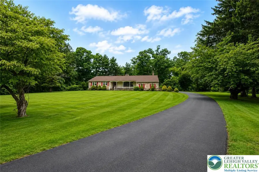 1000 Wedgewood Road, Hanover, PA 18017 - #2