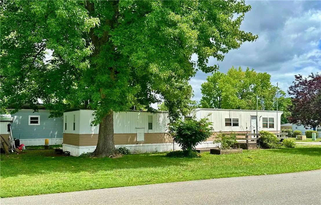 8700 Turkey Ridge Road, Breinigsville, PA 18031 - #1